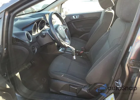 2015 Ford Fiesta Se z USA, uszkodzony, nr VIN 3FADP4BJ3FM211974